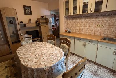 Apartament 2 camere- central Duiliu Zamfirescu bloc 11 - 11