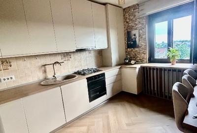 Penthouse exclusiv cu vedere panoramică către Casa Presei Libere – 4 camere, ter - 5