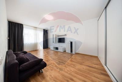 Apartament cu 2 camere decomandat, mobilat în Sânpetru