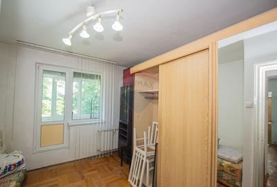 Apartament cu 3 camere de vanzare, 57 mp,  zona Crangasi - 10