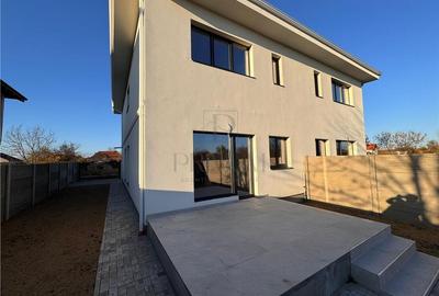 Duplex deosebit - compartimentare excelenta - finisaje premium - zona foarte bun - 5