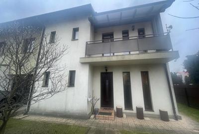 Casă individuală cu 4 camere în Florești