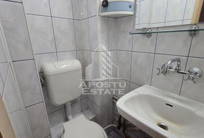 Apartament de vanzare, 4 camere si 2 bai, Circumvalatiunii - 9