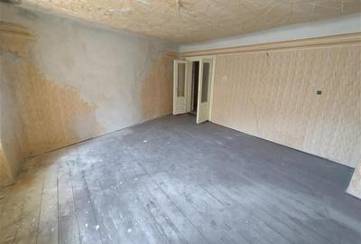 Oravita 4 Apartamente la Casa, Zona Primarie Liceu - 4