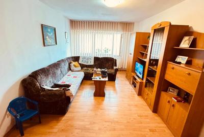 Apartament 2 camere intrare Răcădău, Strada Carpaților, etaj - 7