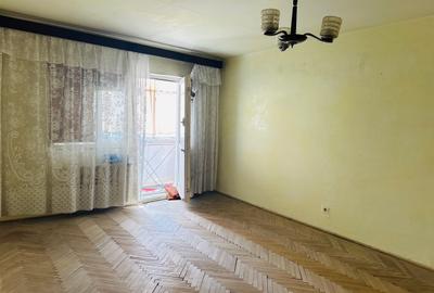 Zona ANAF - PIATA - Tribunal Comercial / Etaj 2. - 1