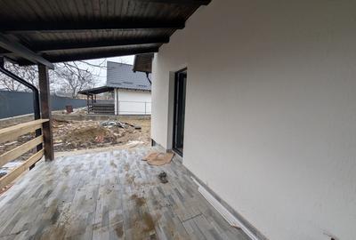 Casa Lilieci 3 dormitoare 2 băi, terasa + beci, canalizare - 4