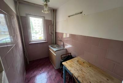 Apartament 4 camere, etaj 1/4, zona Mausoleul Eroilor - Sud - 7