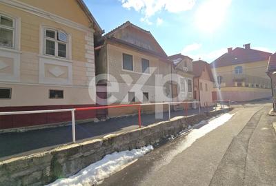 Casă cu potențial în Schei – cu front la două străzi | Strada Egalității - 3