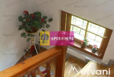 Vila de vanzare in Busteni - Zona Centrala - 10