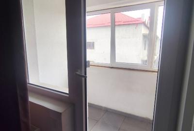 Proprietar vând apartament 2 camere Bucuresti sector 5 - 9
