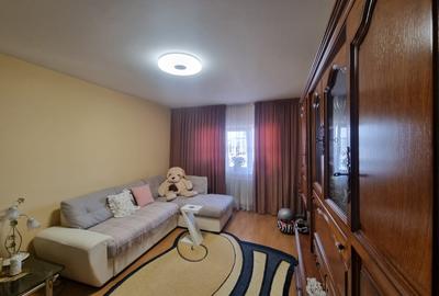 Zona Nord- 2 camere decomandate, etaj 3, mobilat - 1