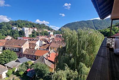 Apartament de trei camere zona Centrul Istoric - 1