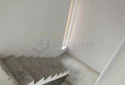 Sanmihaiul Roman- dormitor la parter- 5 camere - 6