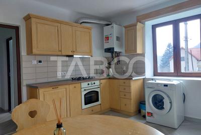 Casa 58 mp cu gradina 300 mp pet friendly central Cisnadioara - 4