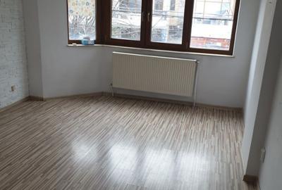 CLADIRE BIROURI D+P+3 ET I 670 MP I ZONA TROCADERO - 1