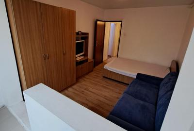 3 camere, CLASIC, metrou Pacii, zona Apusului, str Apele Vii, semistradal - 1