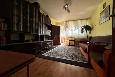 Apartament cu 3 camere circular în Drumul Taberei
