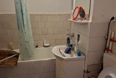 Vindem Apartament 3 Camere in Navodari - 5