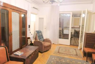 Apartament cu 4 camere semidecomandat în Cișmigiu
