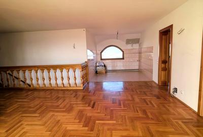 Vila/Pensiune 620mp  , teren generos 3862mp , priveliste de top , neopturata - 16