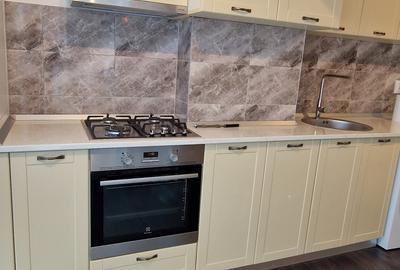 Partament modern cu 2 camere de închiriat – 60 mp, bloc nou, parcare privată - 2