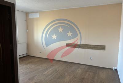 Vilă spațioasă D+P+E+M, 400 mp | Curte generoasă 400 mp | 3 intrări - 5