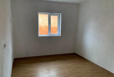 Casa individuala în Otelec - 2,518 mp teren - 2 fronturi stradale - 12