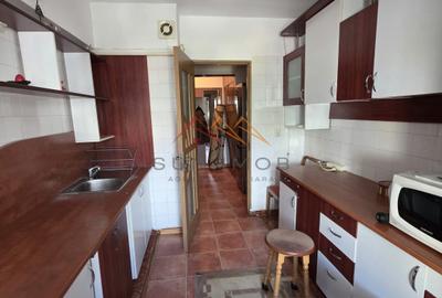 Apartament 2 camere, decomandat, ultracentral, mobilat si utilat - 1
