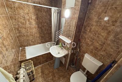 2 CAMERE DECOMANDAT | BALCON | MĂNĂȘTUR / ALEEA BRATEȘ - 18