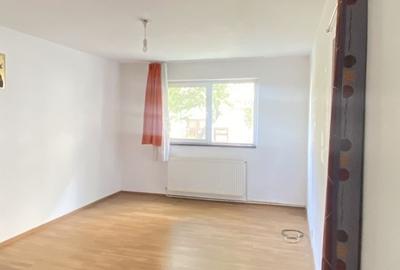 Garsoniera libera la vanzare zona Bartolomeu - 1