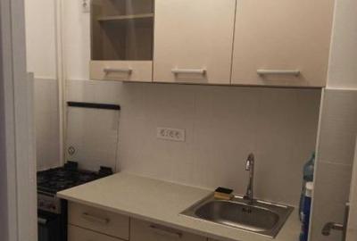 5 min metrou gars libera  cf.1 cu balcon etaj 3/10  bloc reabilitat - 2