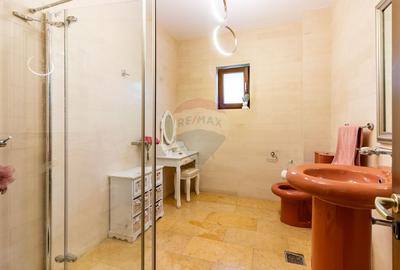 Casa / Vila in Mogosoaia, strada Martha Bibescu - 19