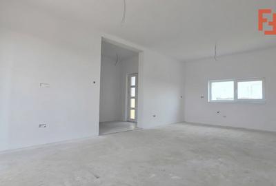 Duplex, despartit prin camera tehnica si baie cu teren 340 mp - Urseni - 2