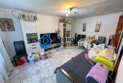 ZONA PIATA NOUA-CASA P+1, 4 CAMERE ,TEREN 370 MP. - 2