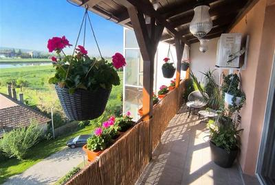 Apartament cu 3 camere decomandat, mobilat în Unirii