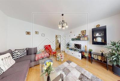 Apartament de vanzare in Sibiu - decomandat - 2 camere si balcon - 1