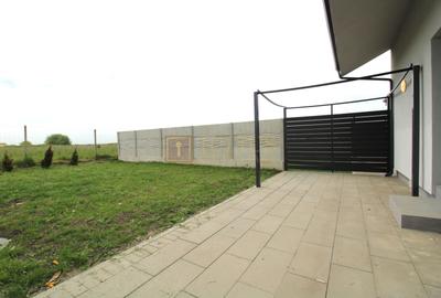 Zona Metro 2, 3 camere, prima inchiriere, pet-friendly - 3