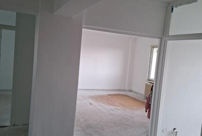 Apartament cu 3 camere în Unirii