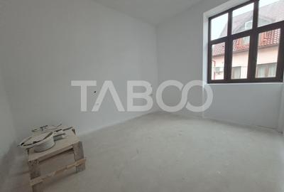 Garsoniera decomandata de vanzare in zona Centrala - cladire renovata - 9