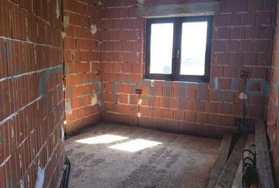 Constructie noua P+M, semifinisata in Biharia, zona linistita,V4190 - 4