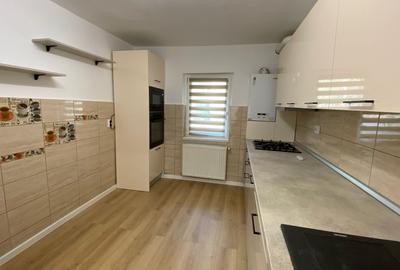 Apartament de vânzare, 3 camere, 67 mp, Zorilor zona Golden Tulip - 2