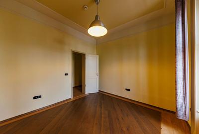 Spatiu birouri - zona Central - 8