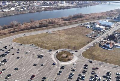 Teren de vânzare Shopping City Râmnicu Vâlcea 6.628 mp - 6