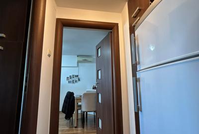 Titan 2 Camere Etaj 9  Instalatii Schimbate 15 Min Metrou Bloc 1976 Reabilitat - 8