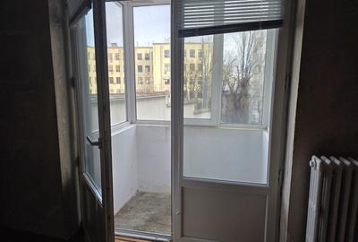 APARTAMENT BLOCUL DALLES, OCAZIE PENTRU ZONA DE INVESTITII SI REZIDENTIAL - 4