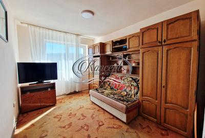Apartament cu potential, orientare sud-est, 2 balcoane, zona Parang - 4