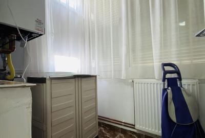 Apartament 3 camere, decomandat, etajul 2, zona Soarelui - 12