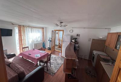 Apartament 3 camere decomandat  78 mp pivnita curte  in zona Centrala - 1