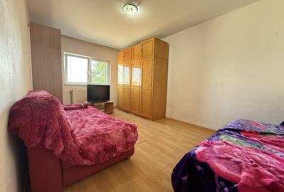 Apartament 3 camere, decomandat, etaj 3 din 4 - Lipovei - 1